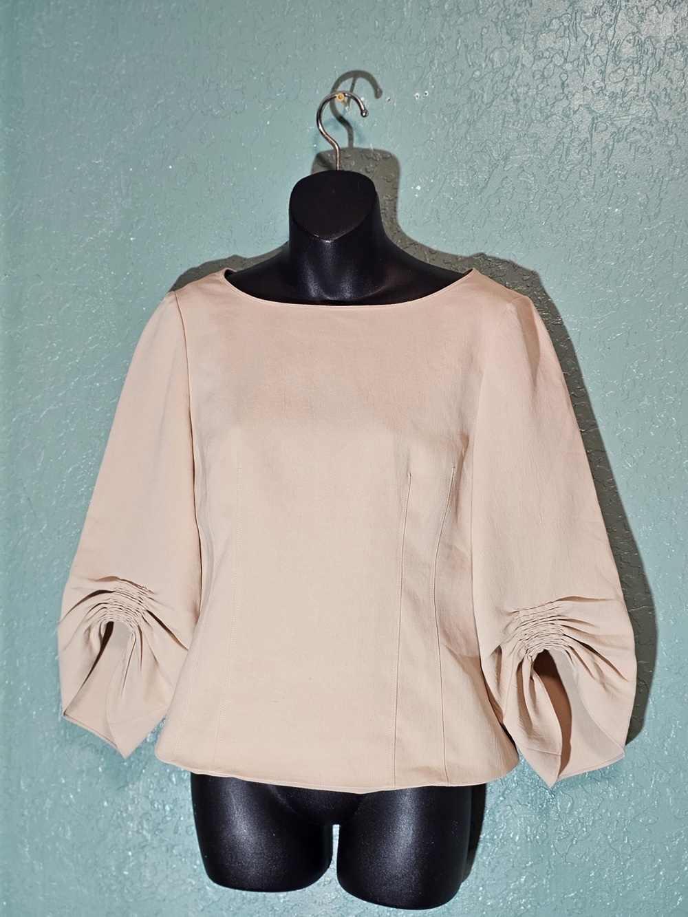 ✨ Tibi Ivory Boat Neck Ruched Bell Sleeve Blouse Size 4